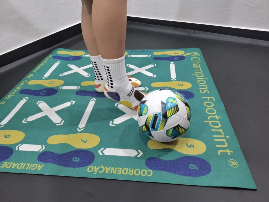 D_NQ_NP_2X_859420-MLB88309457197_072025-F-tapete-fundamento-3-habilidades-de-controle-e-conduco