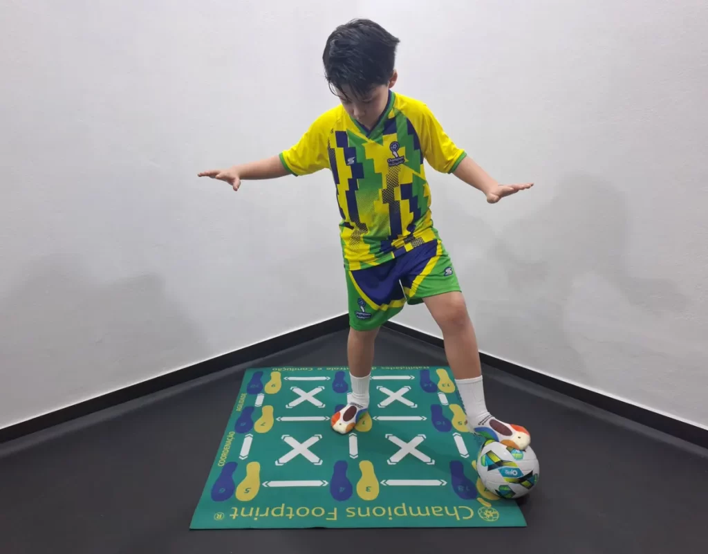 D_NQ_NP_2X_925731-MLB87970536168_072025-F-tapete-fundamento-3-habilidades-de-controle-e-conduco